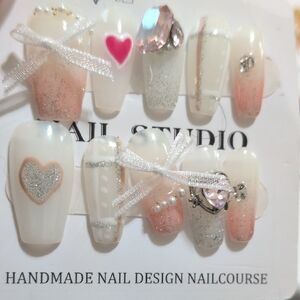 Elegant White and Pink Nail Art Set